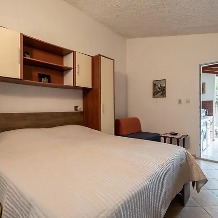 Petrali Apartman Mlini